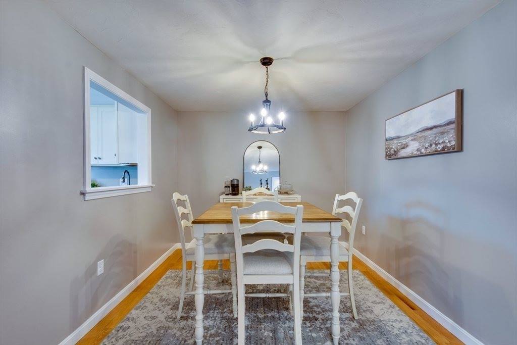 118 County, Attleboro, MA 02703