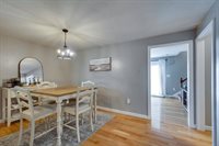 118 County, Attleboro, MA 02703