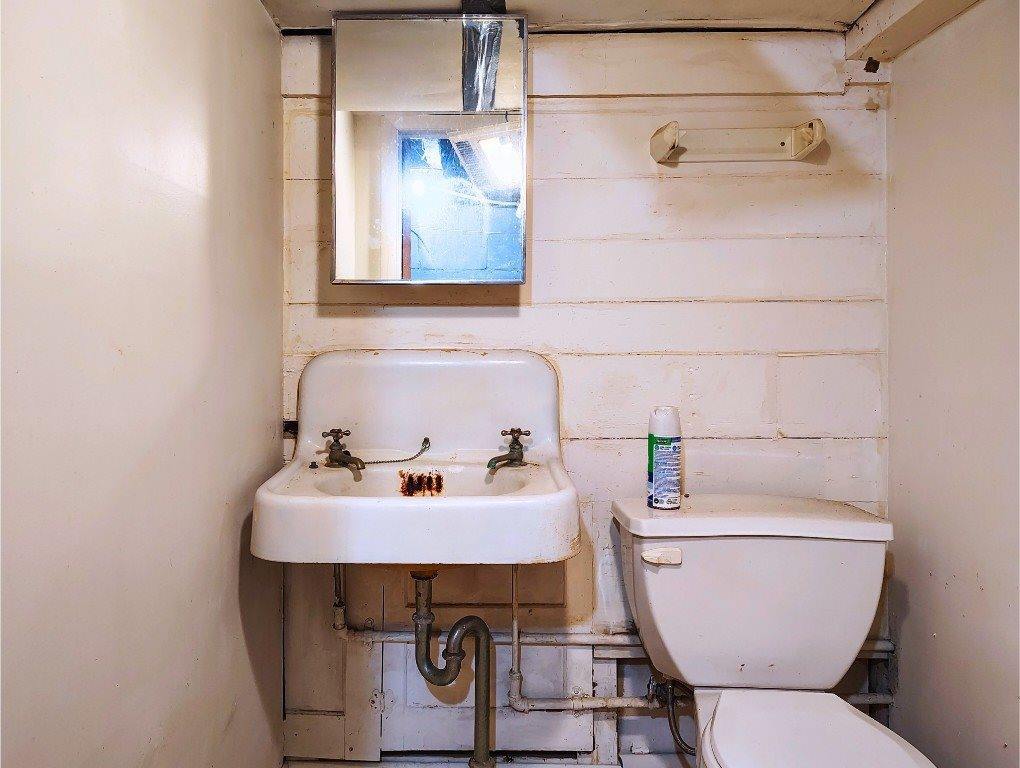 223 Madison Avenue, Endicott, NY 13760