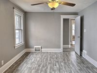 223 Madison Avenue, Endicott, NY 13760