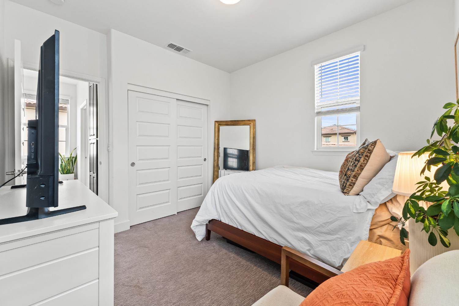 7908 Titan Drive, Antelope, CA 95843