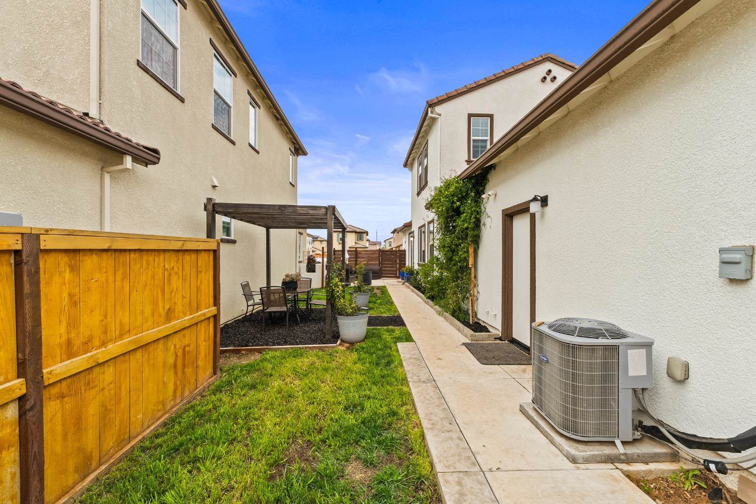 7908 Titan Drive, Antelope, CA 95843