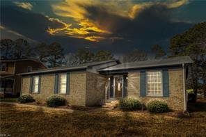 1447 Lake Forest Drive, Portsmouth, VA 23701