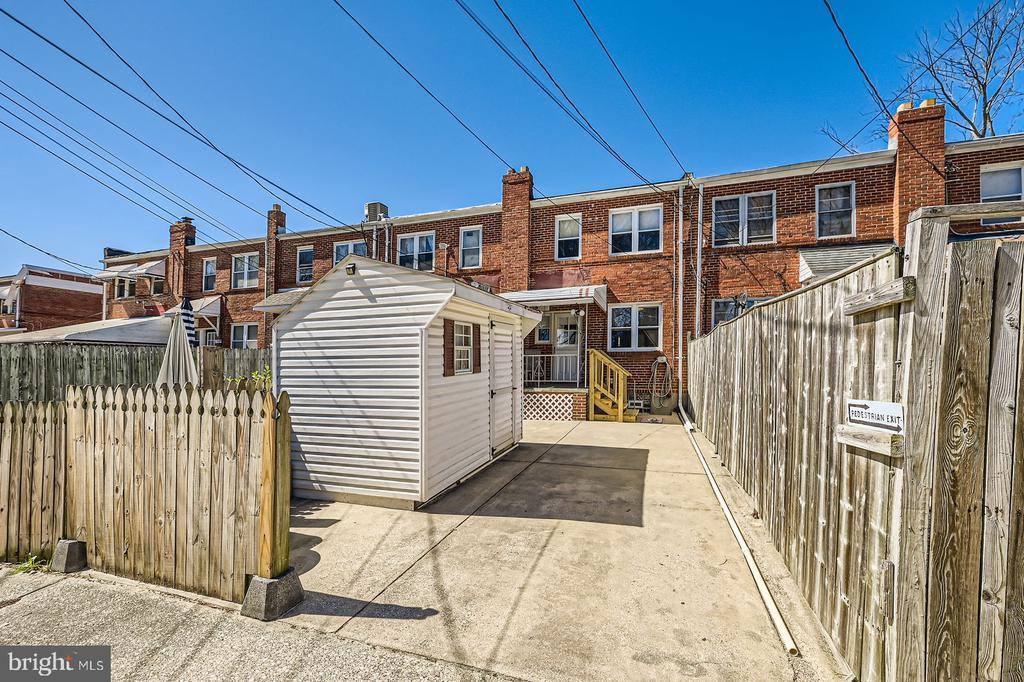 323 Endsleigh Avenue, Baltimore, MD 21220