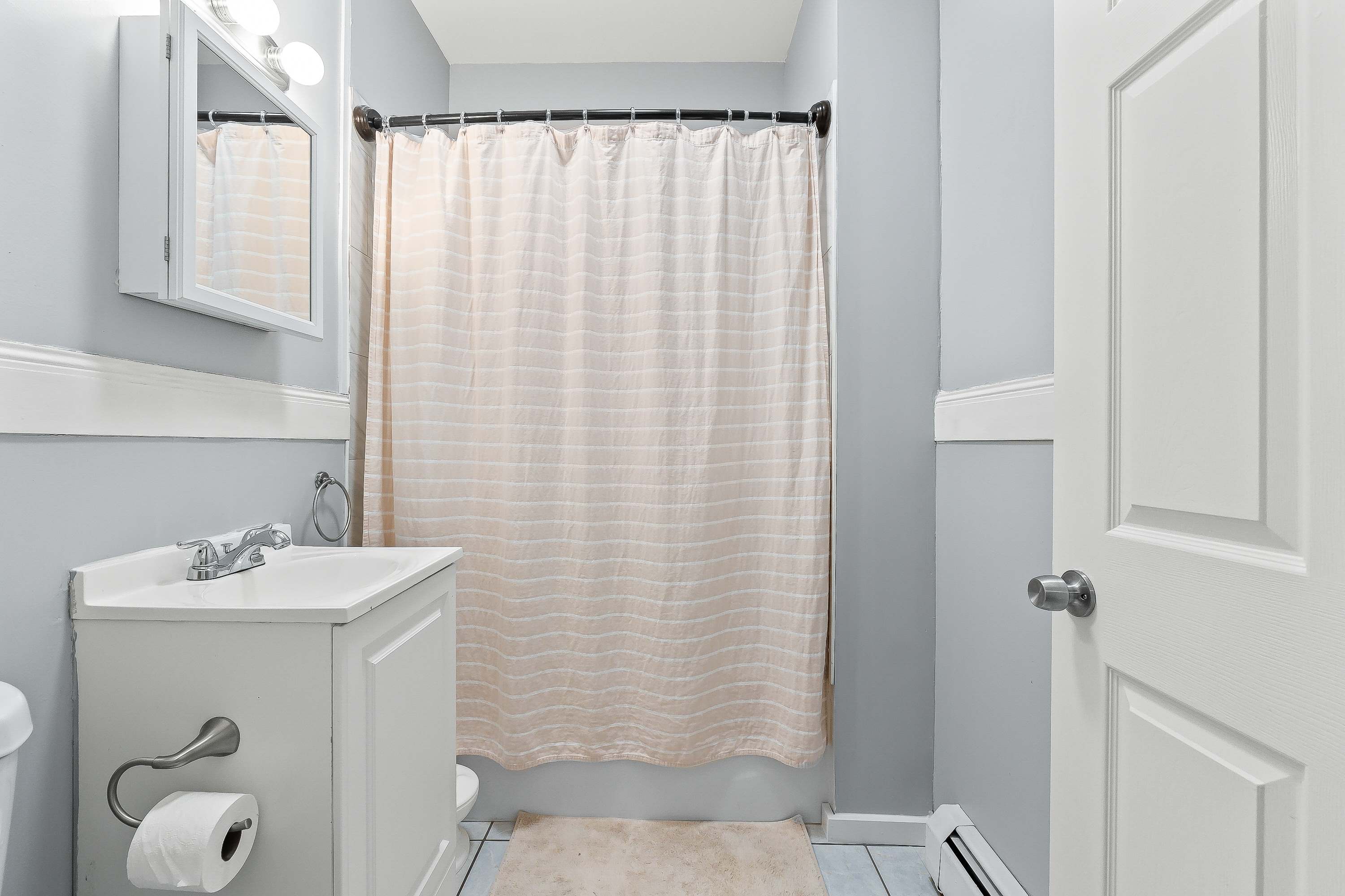 400 College Street, Lewiston, ME 04240