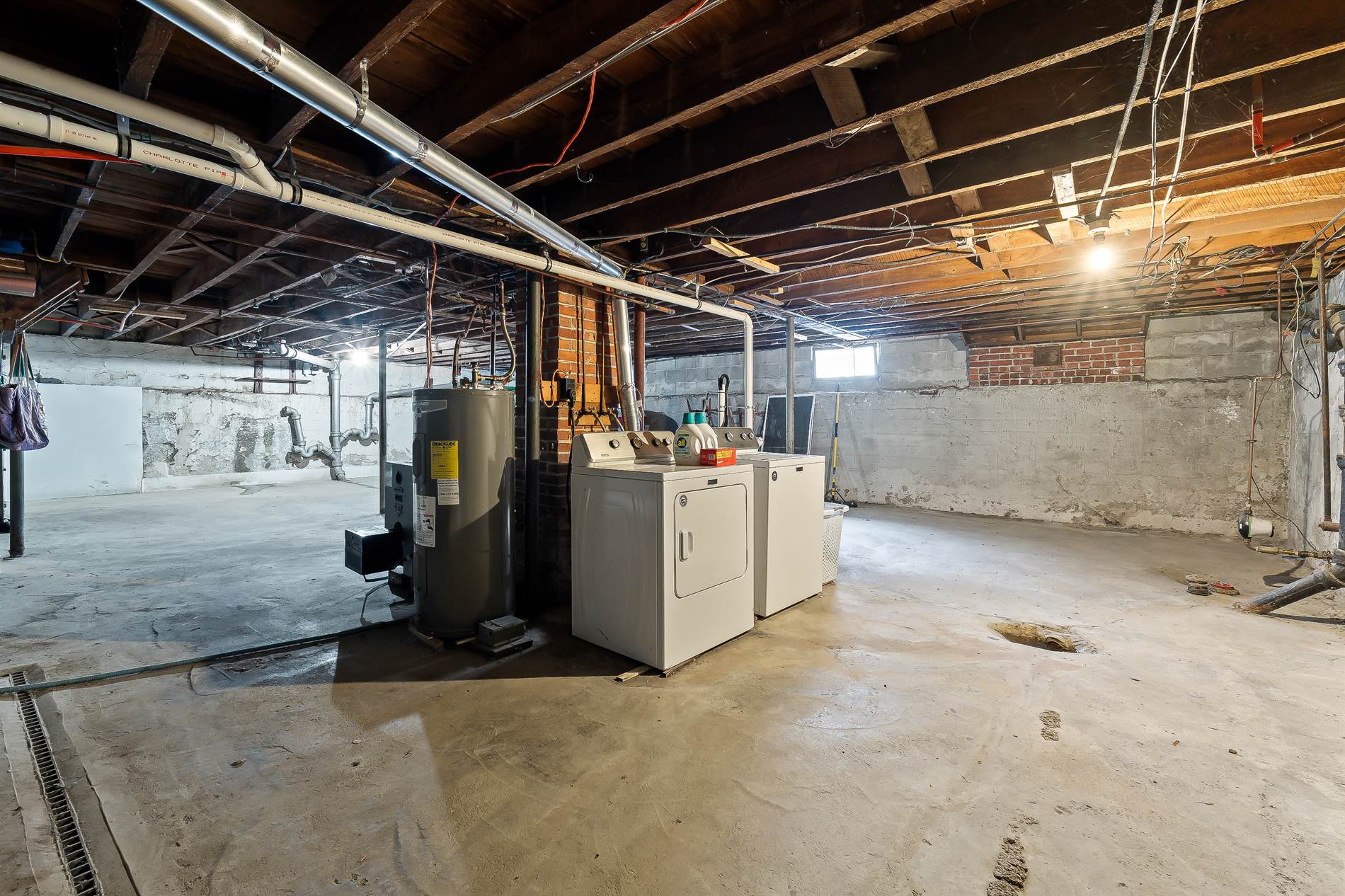 400 College Street, Lewiston, ME 04240