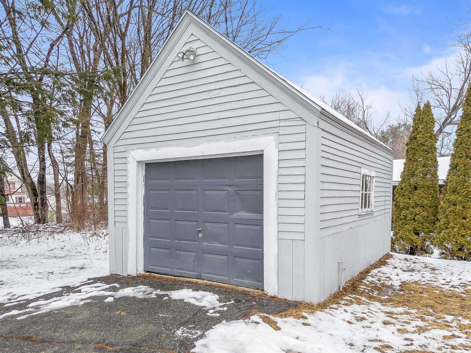 400 College Street, Lewiston, ME 04240