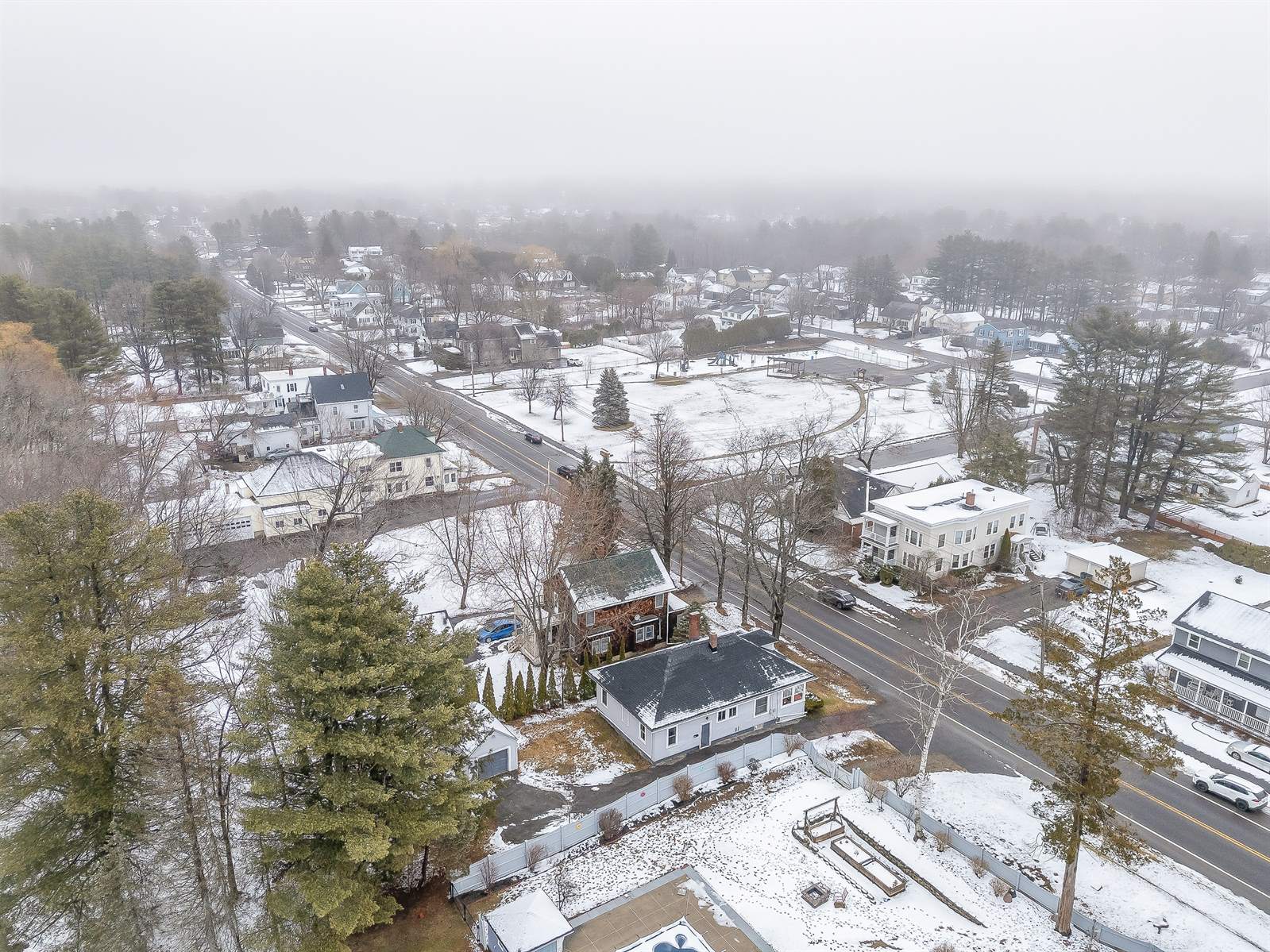 400 College Street, Lewiston, ME 04240