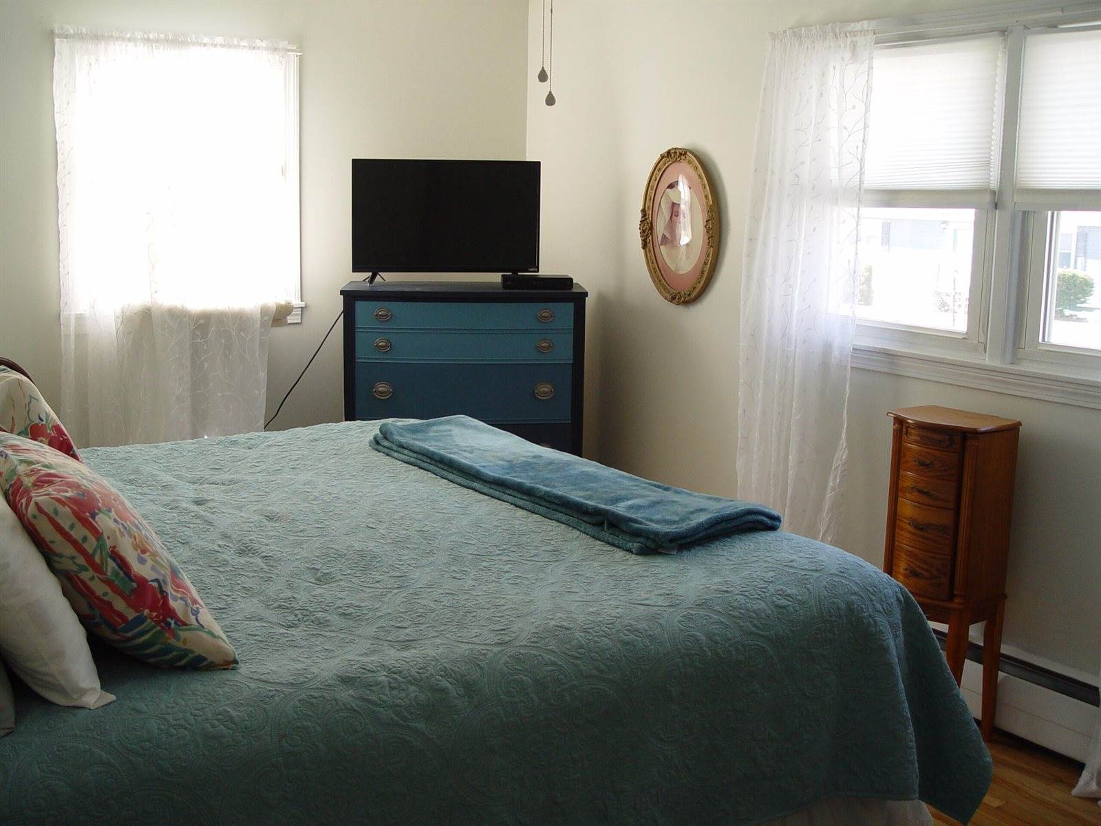 24 Arbor Drive, Veazie, ME 04401