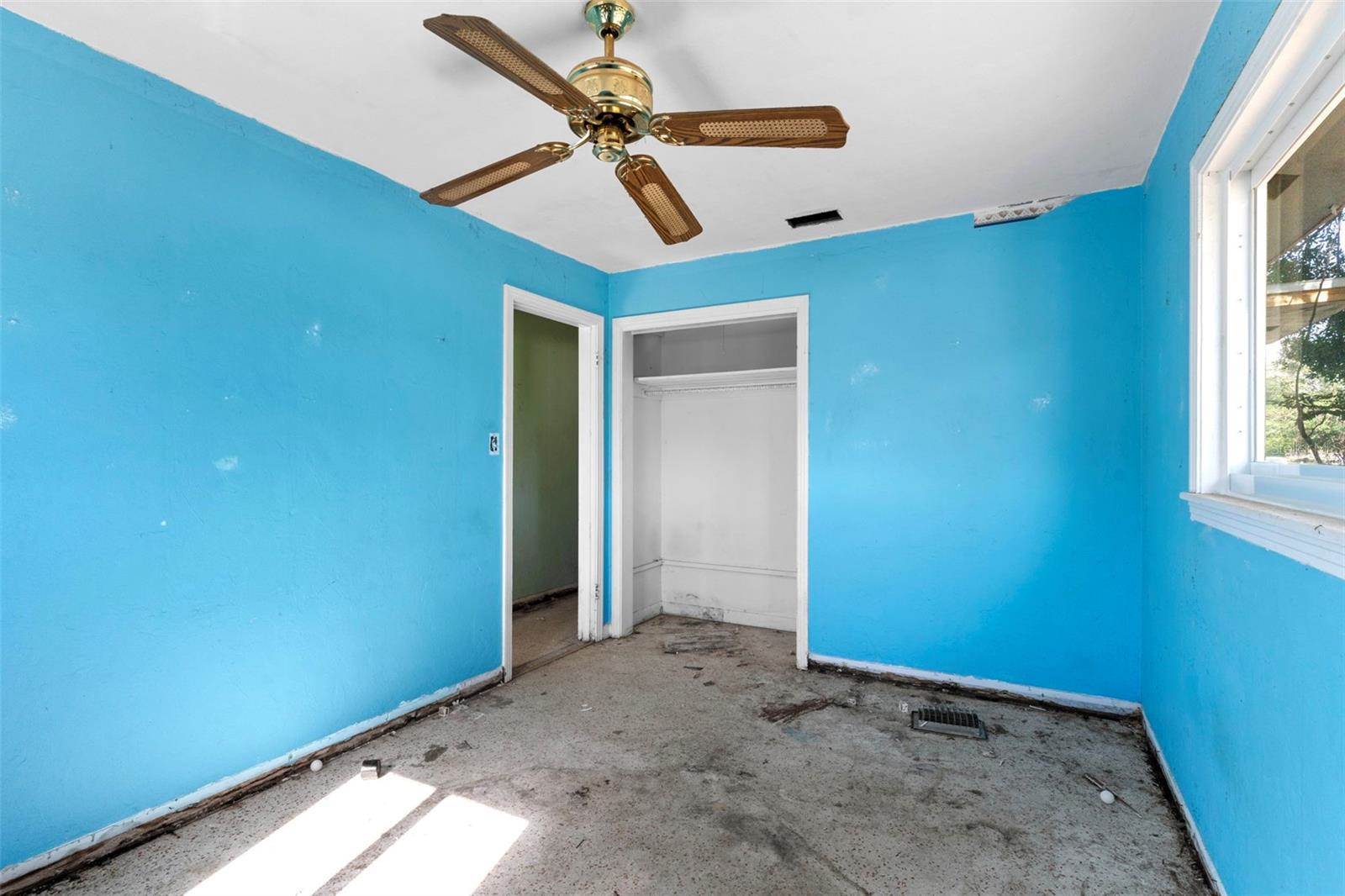 2677 Martin Street, Sarasota, FL 34237