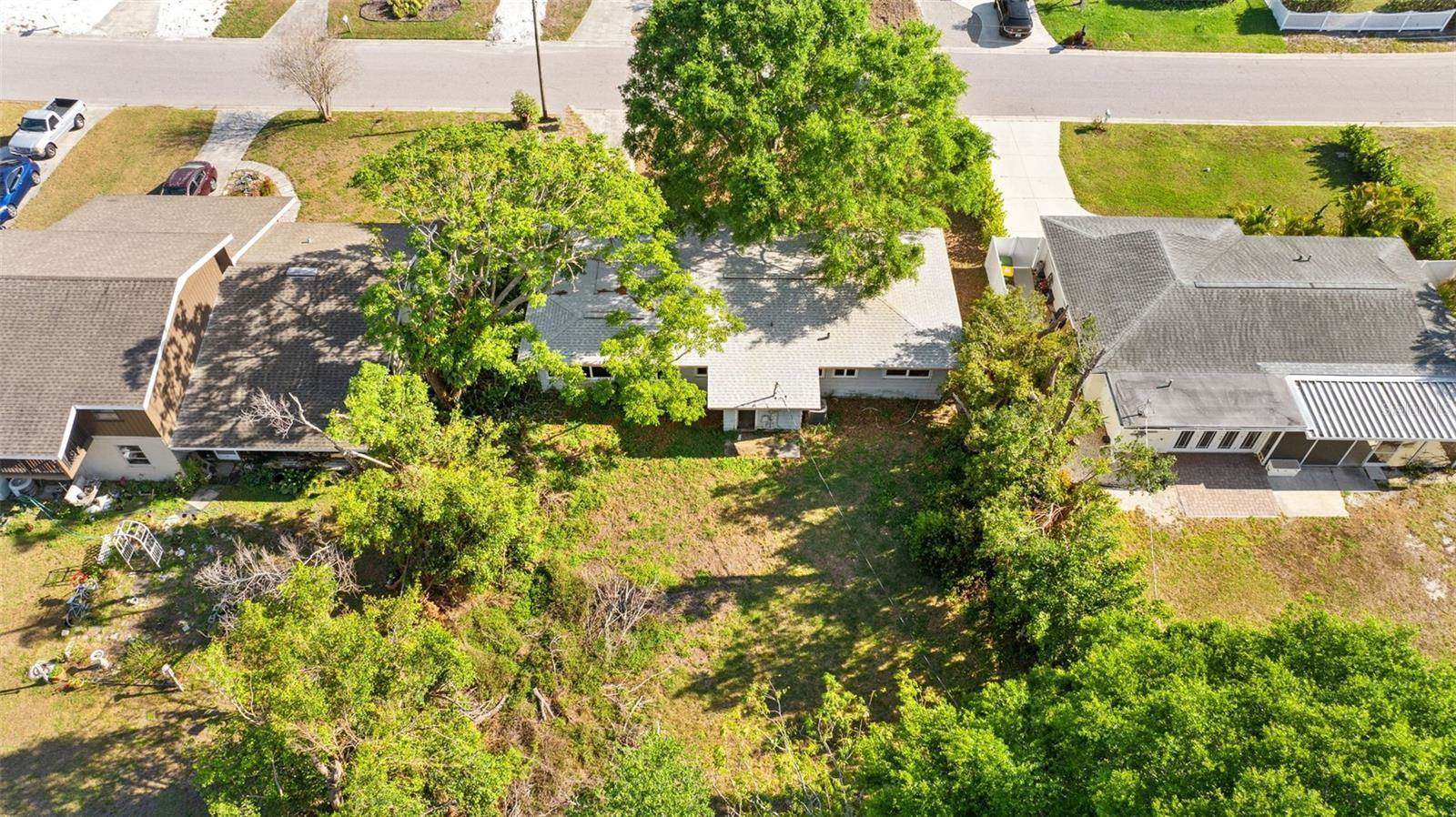 2677 Martin Street, Sarasota, FL 34237