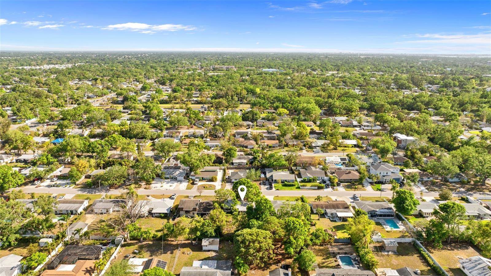 2677 Martin Street, Sarasota, FL 34237