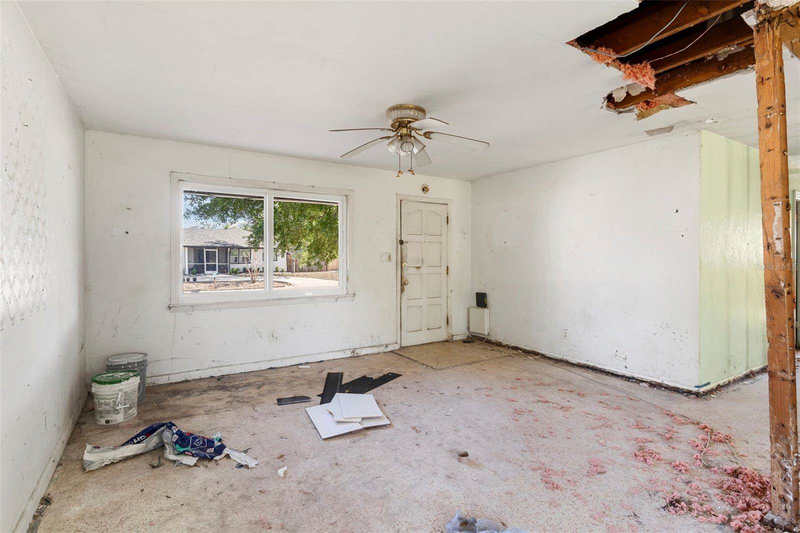 2677 Martin Street, Sarasota, FL 34237
