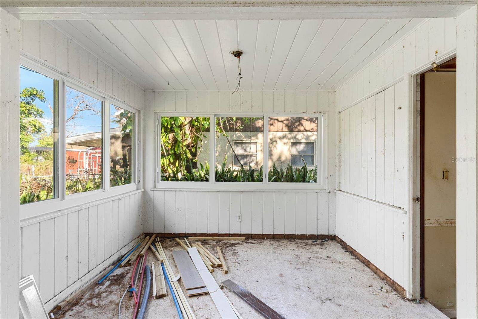 2677 Martin Street, Sarasota, FL 34237