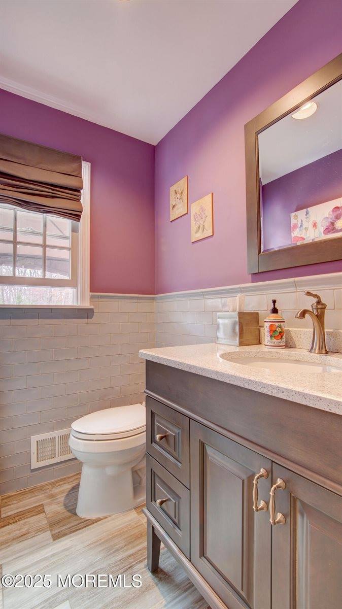 57 Bonnie Drive, Manalapan, NJ 07726