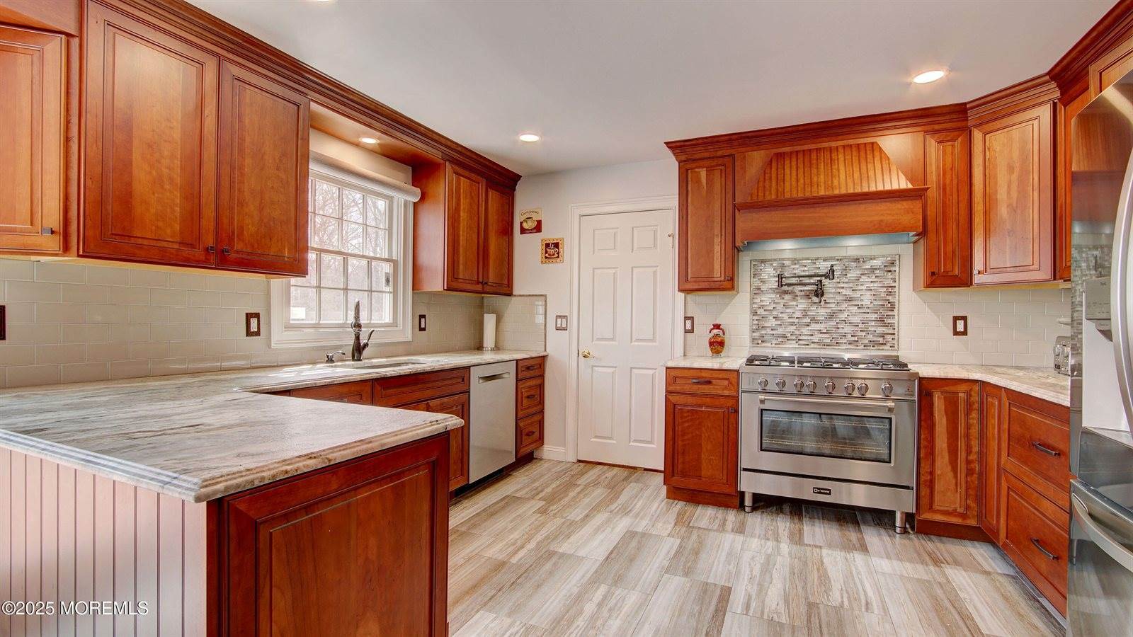 57 Bonnie Drive, Manalapan, NJ 07726