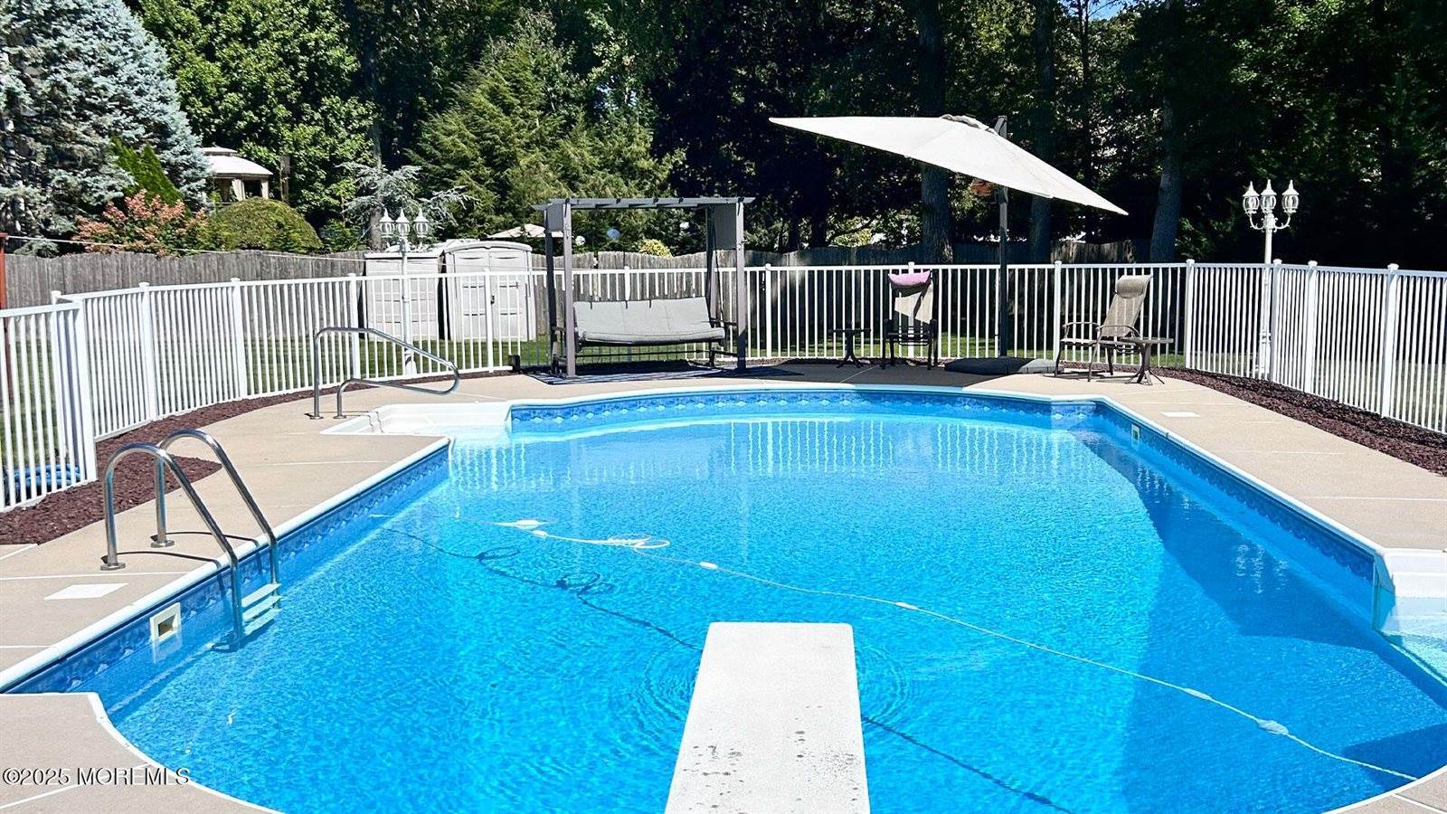 57 Bonnie Drive, Manalapan, NJ 07726