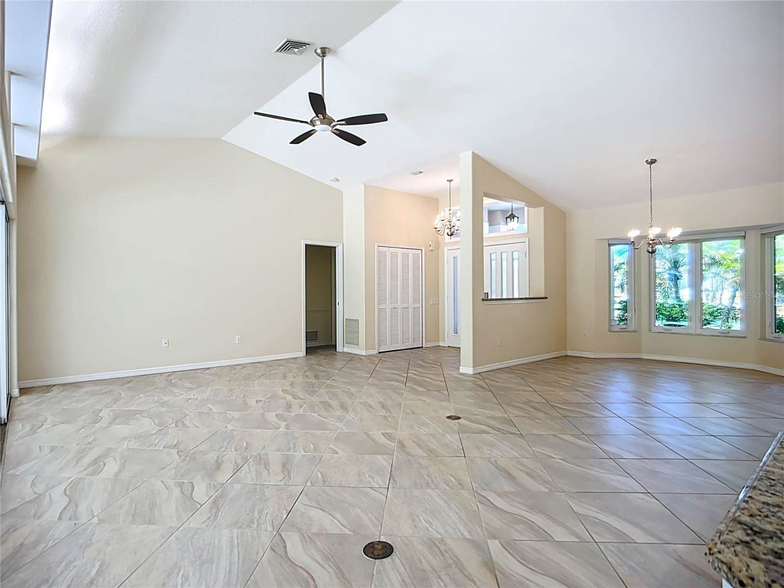 601 Pineneedle Lane, Englewood, FL 34223