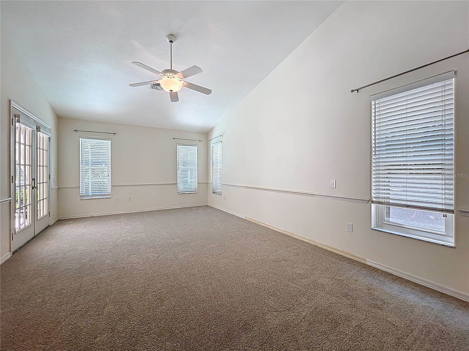 601 Pineneedle Lane, Englewood, FL 34223