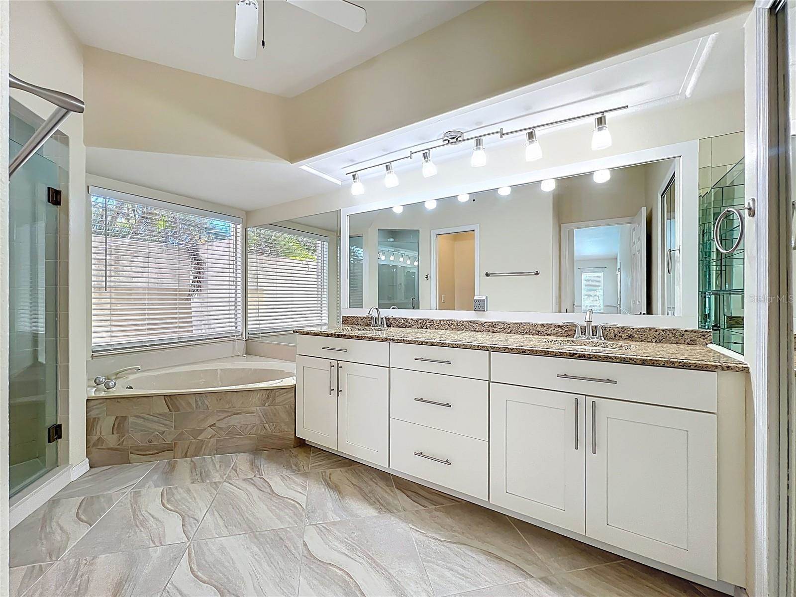 601 Pineneedle Lane, Englewood, FL 34223