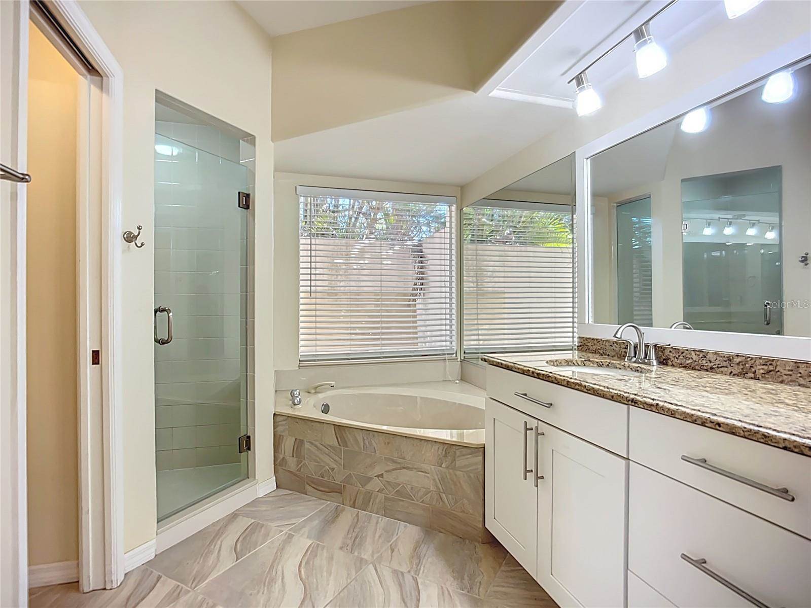 601 Pineneedle Lane, Englewood, FL 34223