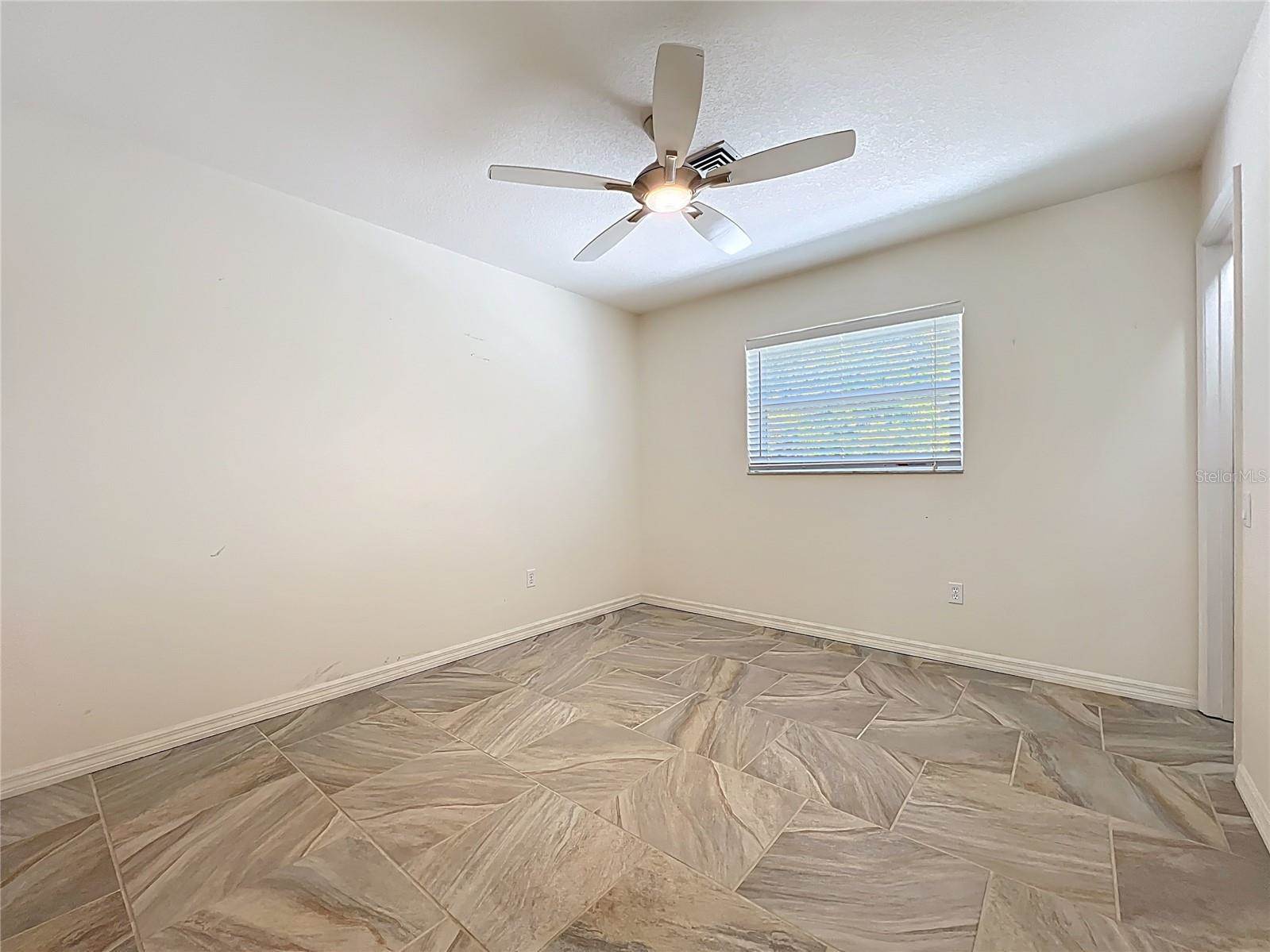 601 Pineneedle Lane, Englewood, FL 34223
