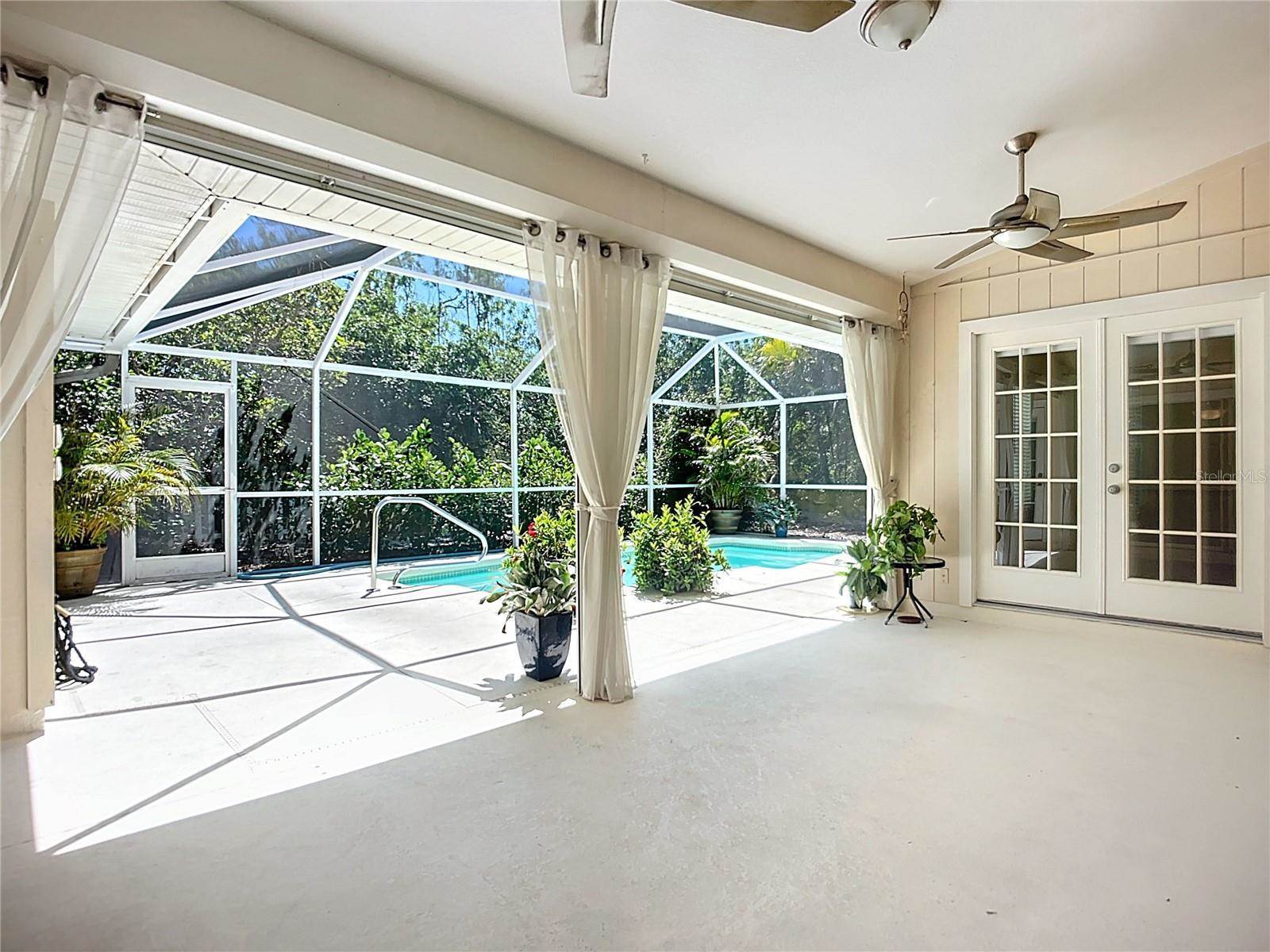 601 Pineneedle Lane, Englewood, FL 34223