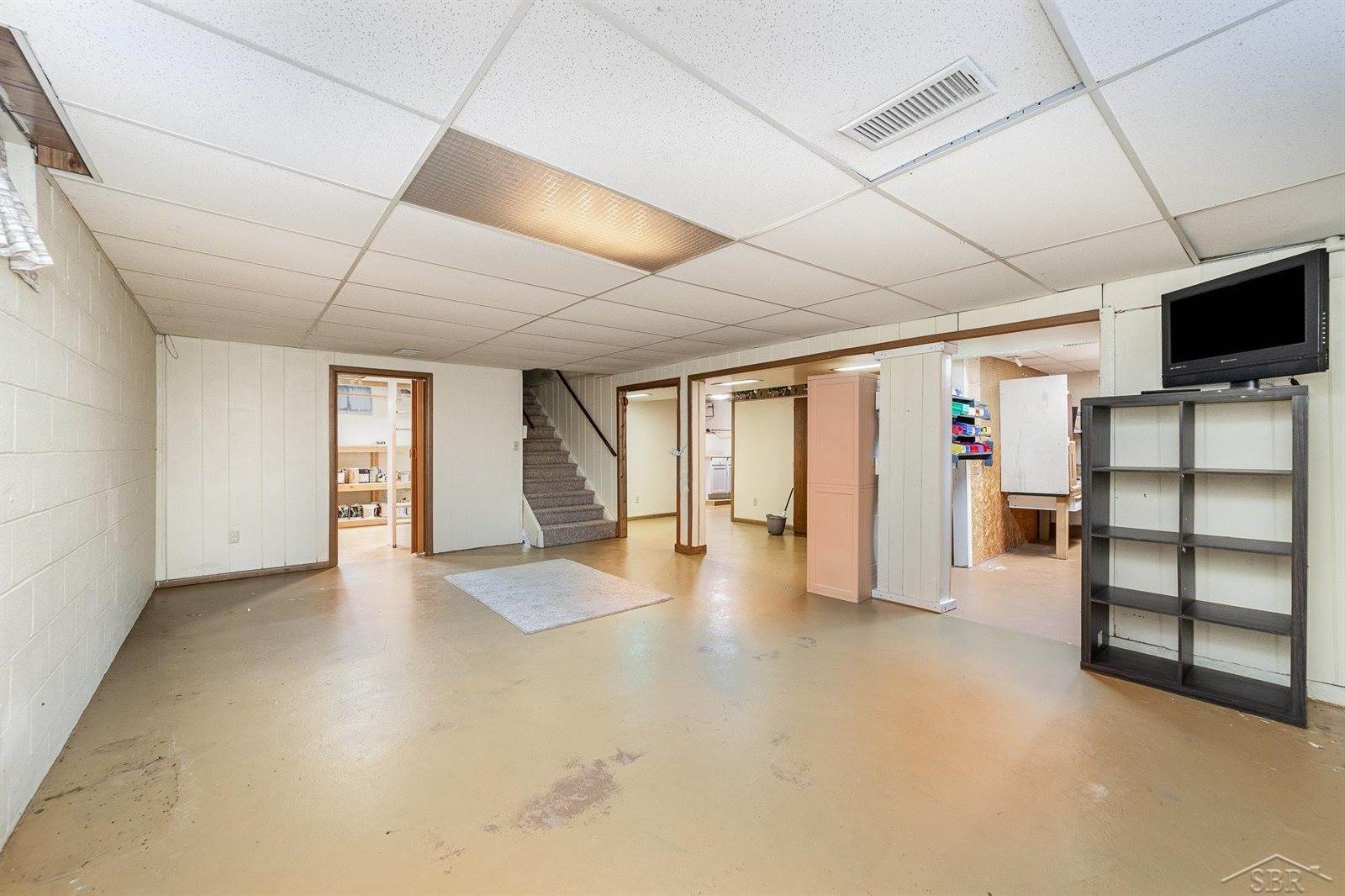 9276 East Road, Burt, MI 48417