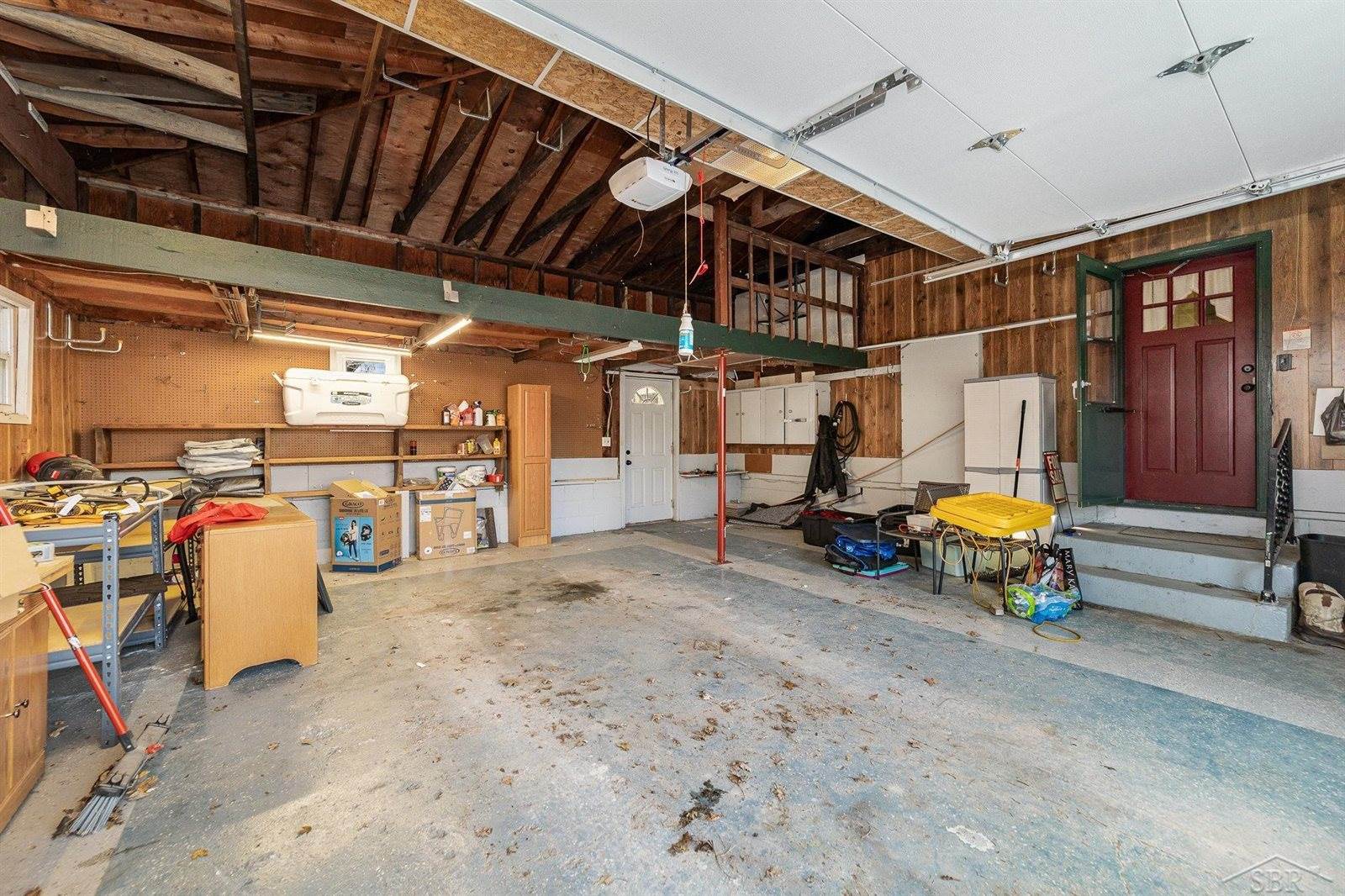 9276 East Road, Burt, MI 48417