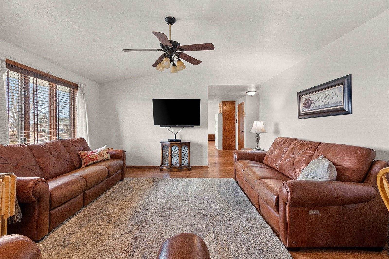 2784 Blue Spruce Drive, Green Bay, WI 54311