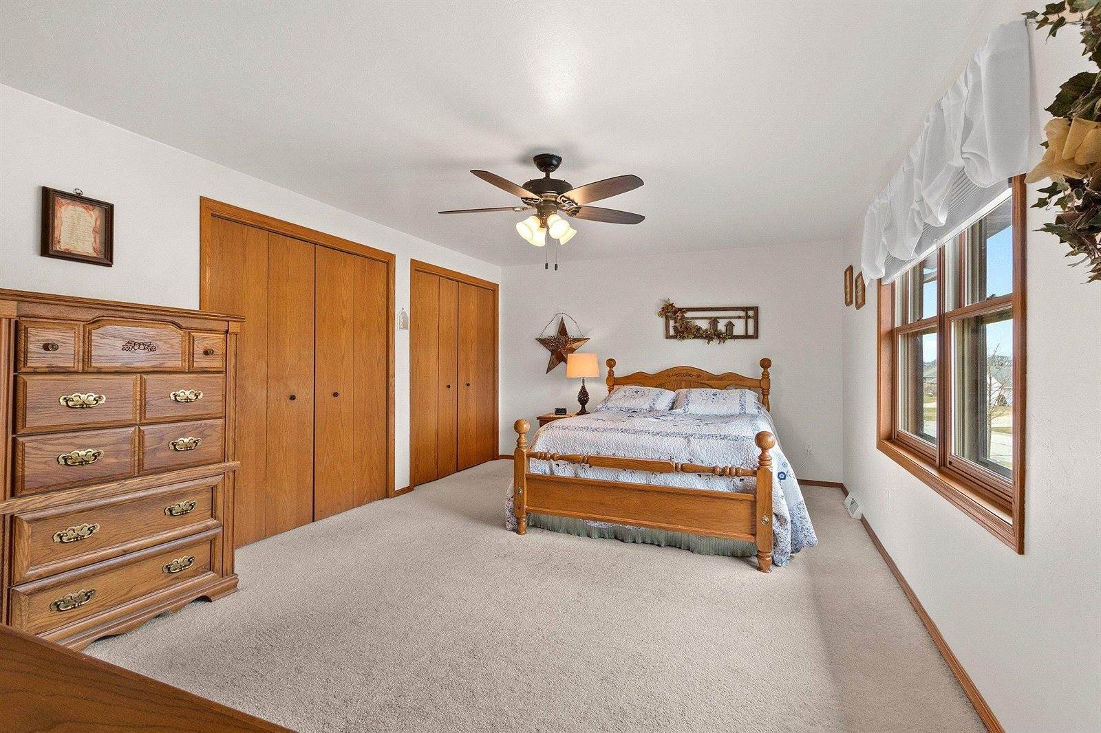 2784 Blue Spruce Drive, Green Bay, WI 54311