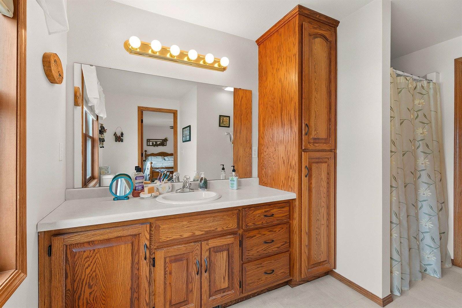 2784 Blue Spruce Drive, Green Bay, WI 54311