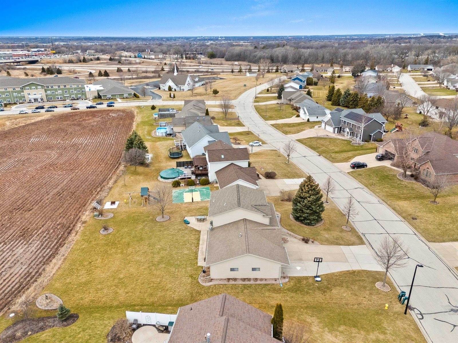2784 Blue Spruce Drive, Green Bay, WI 54311