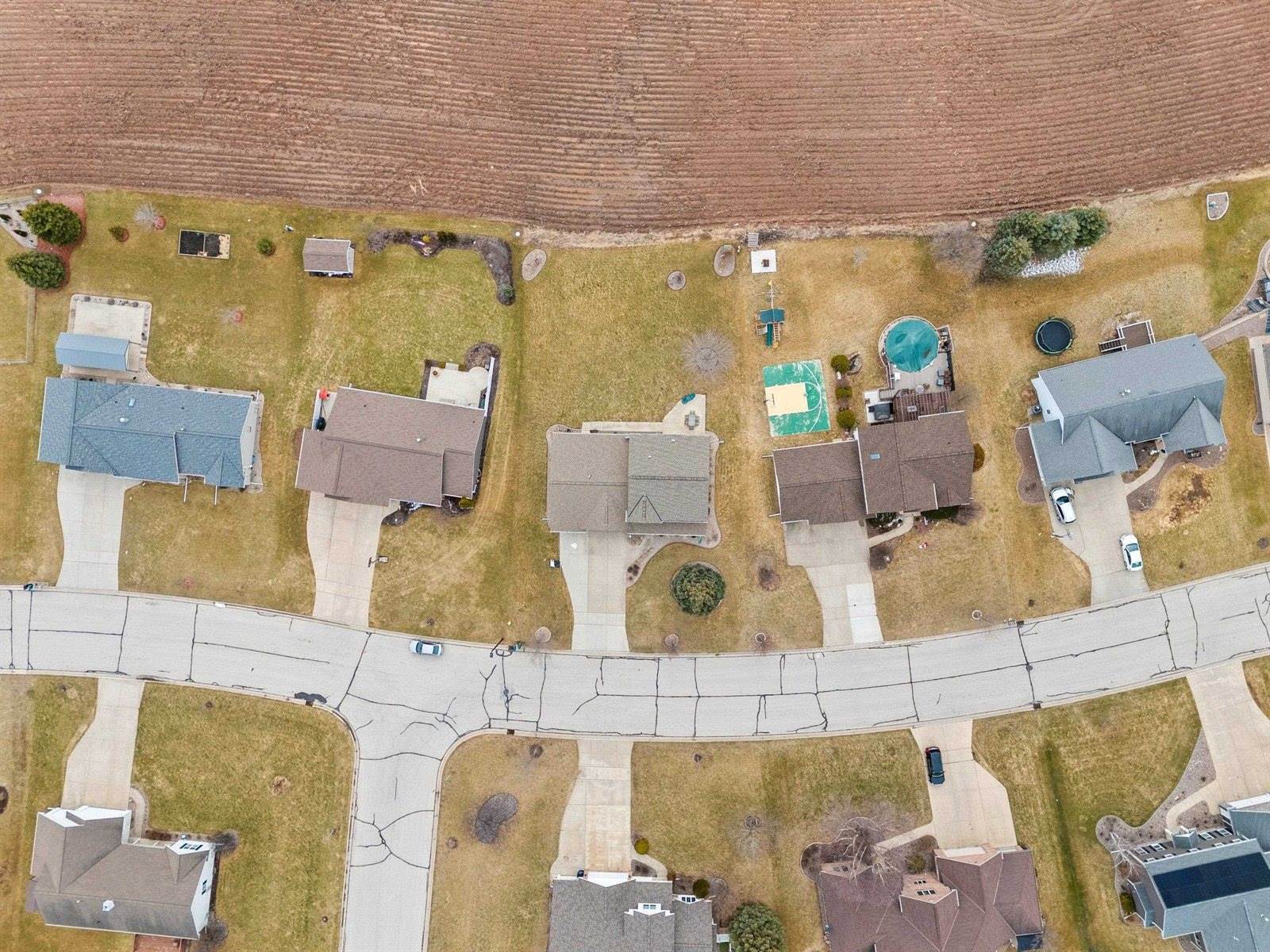 2784 Blue Spruce Drive, Green Bay, WI 54311