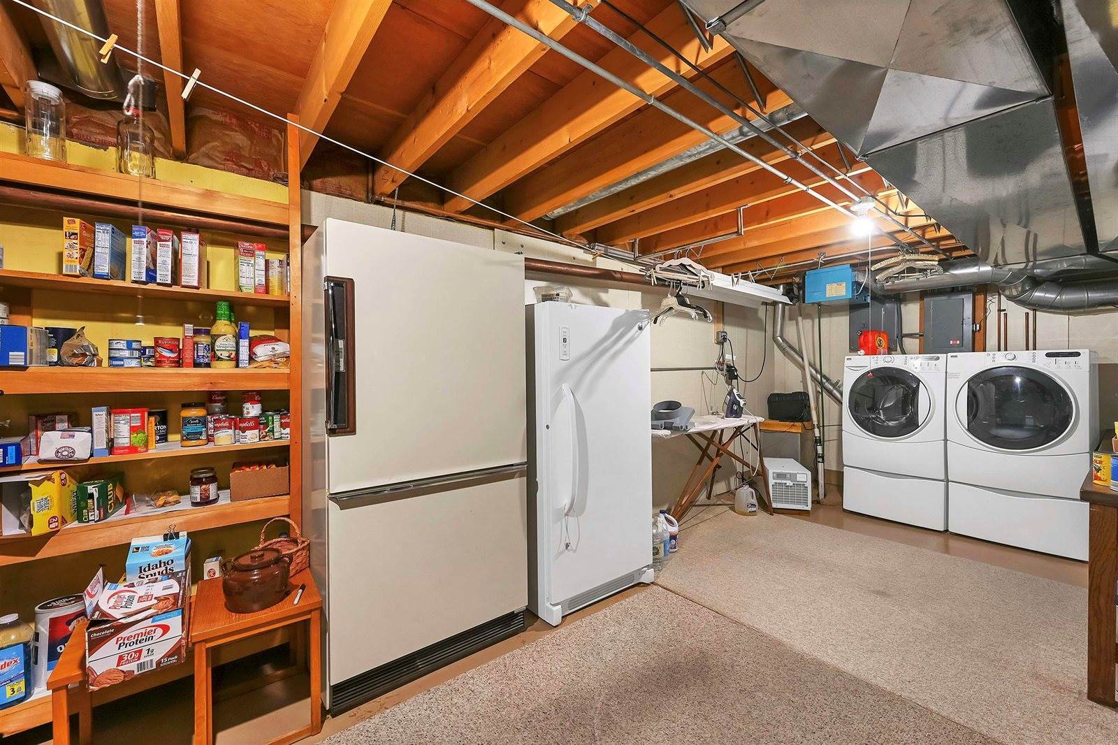 2725 Klee Street, Green Bay, WI 54313