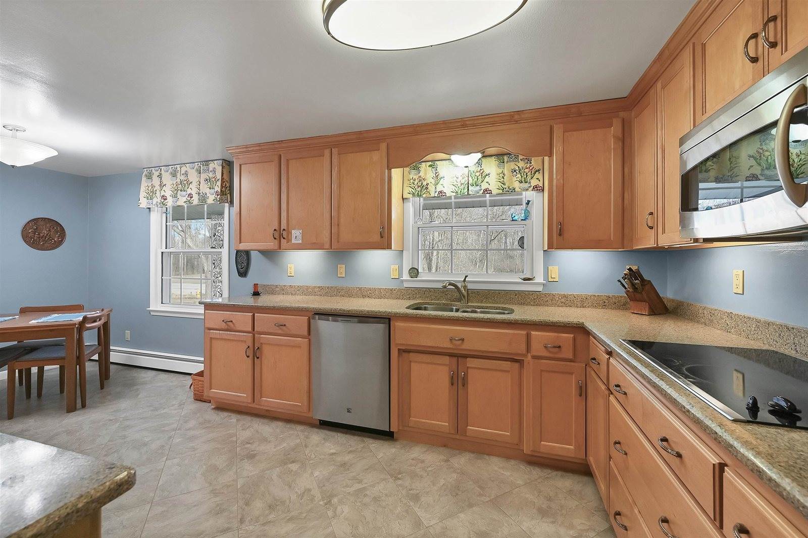 2725 Klee Street, Green Bay, WI 54313