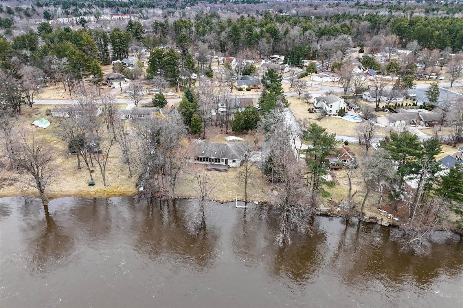 100 Shore Acres Drive, Wisconsin Rapids, WI 54494