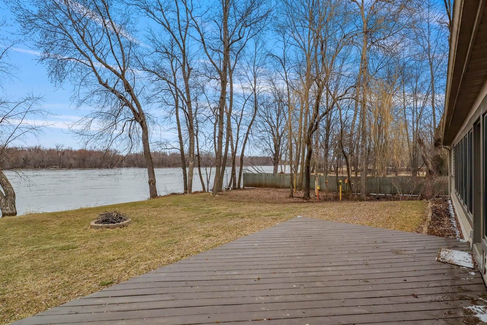 100 Shore Acres Drive, Wisconsin Rapids, WI 54494