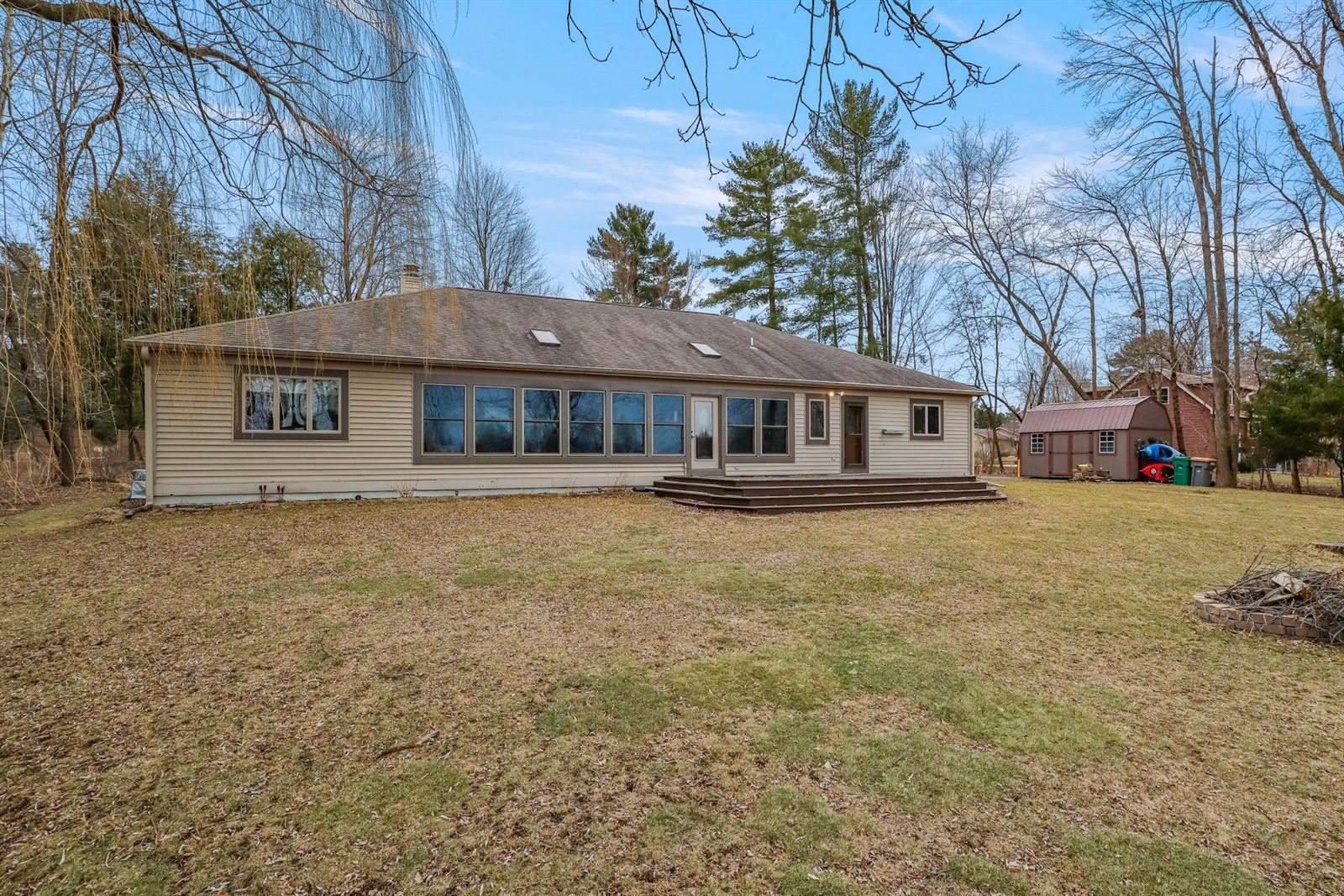 100 Shore Acres Drive, Wisconsin Rapids, WI 54494
