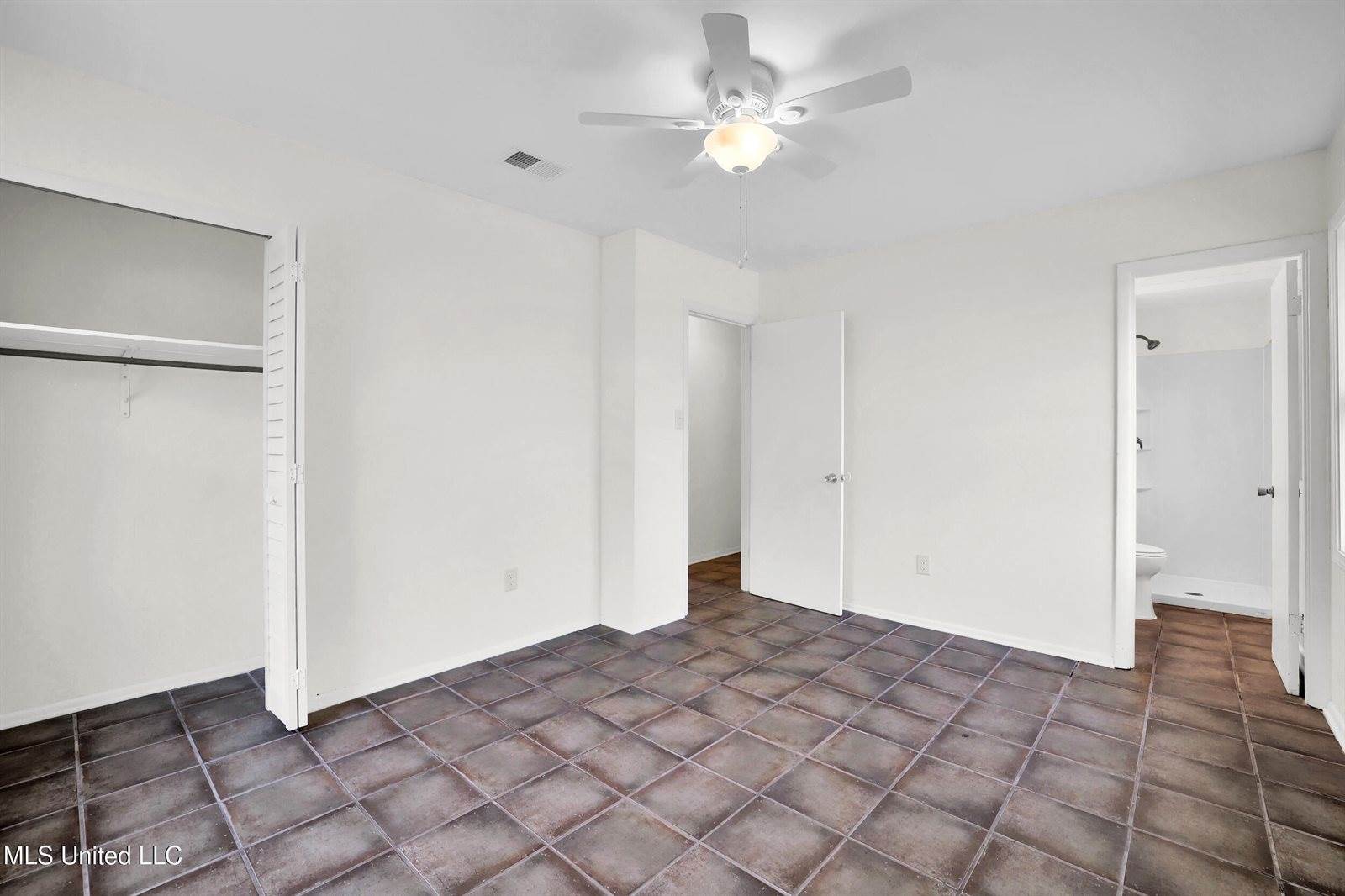 2308 Arbor Drive, Biloxi, MS 39531