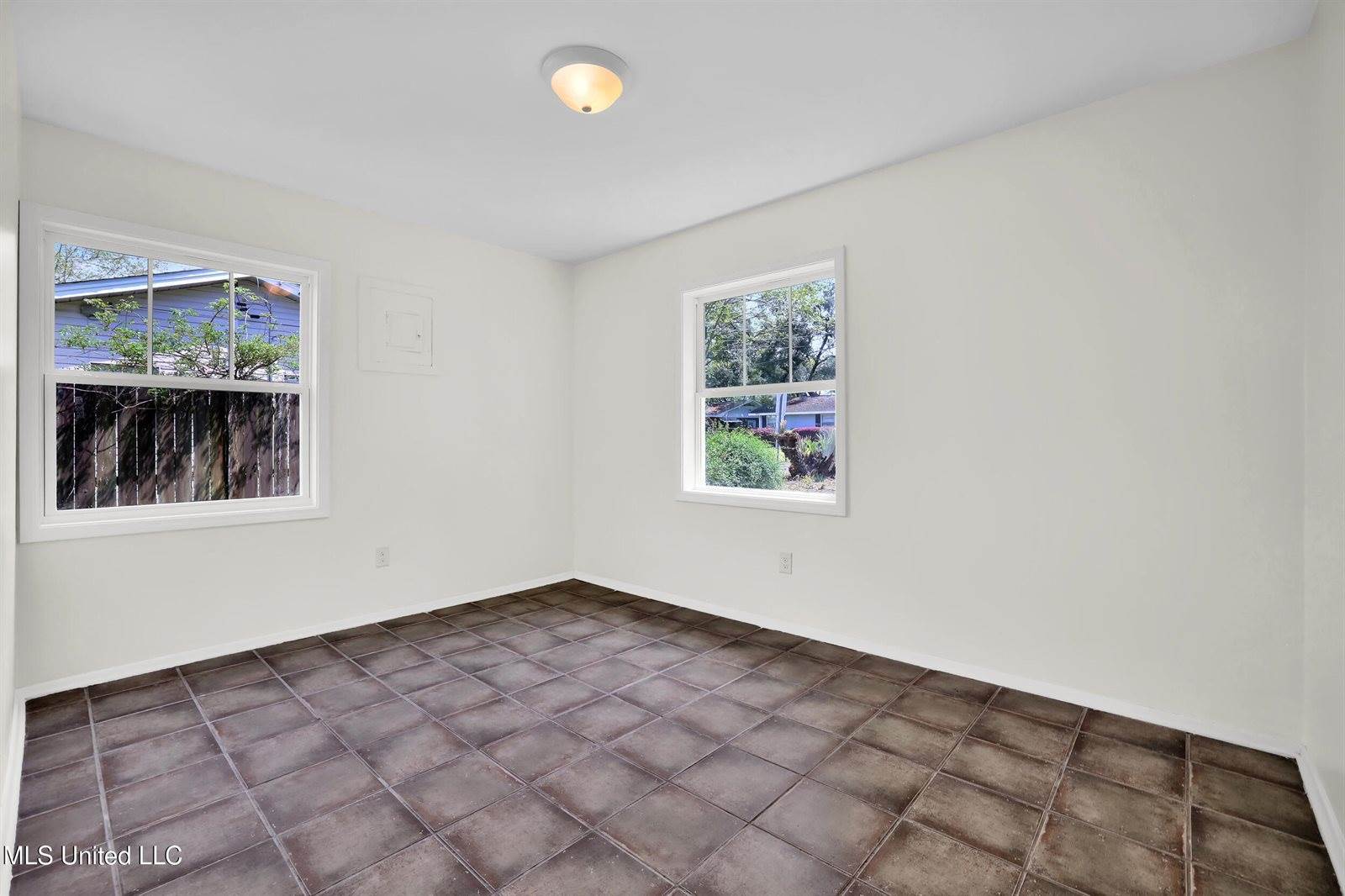 2308 Arbor Drive, Biloxi, MS 39531