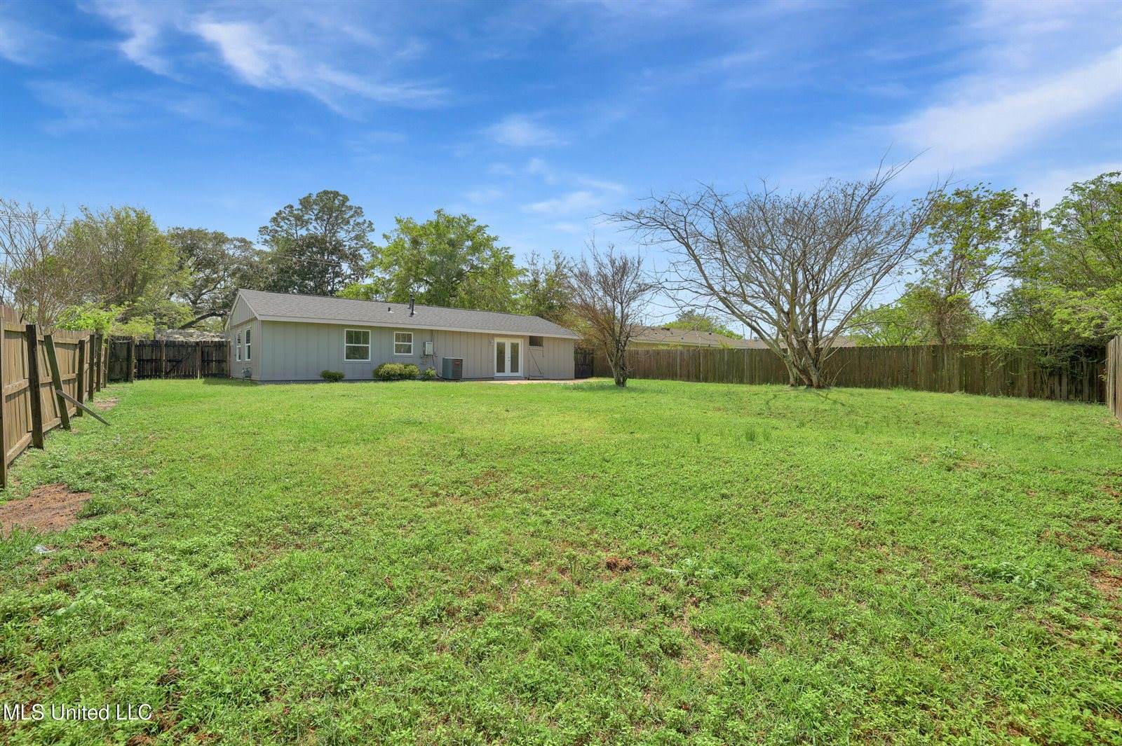 2308 Arbor Drive, Biloxi, MS 39531