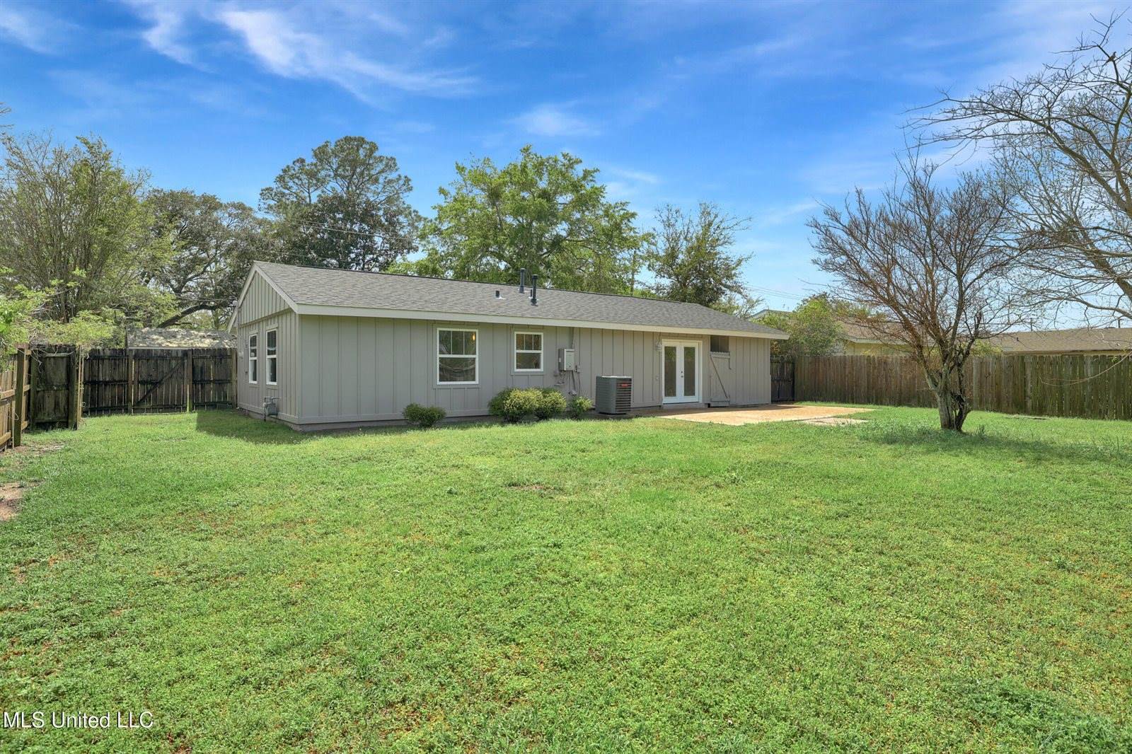 2308 Arbor Drive, Biloxi, MS 39531