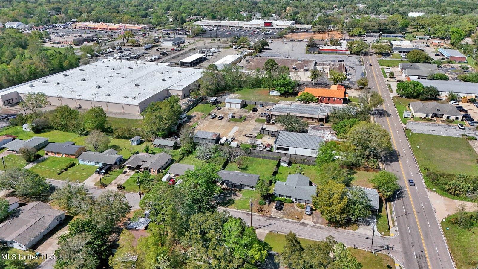 2308 Arbor Drive, Biloxi, MS 39531