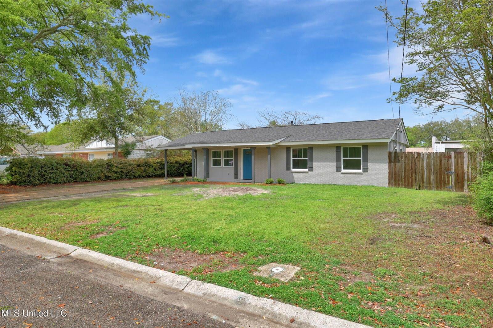 2308 Arbor Drive, Biloxi, MS 39531