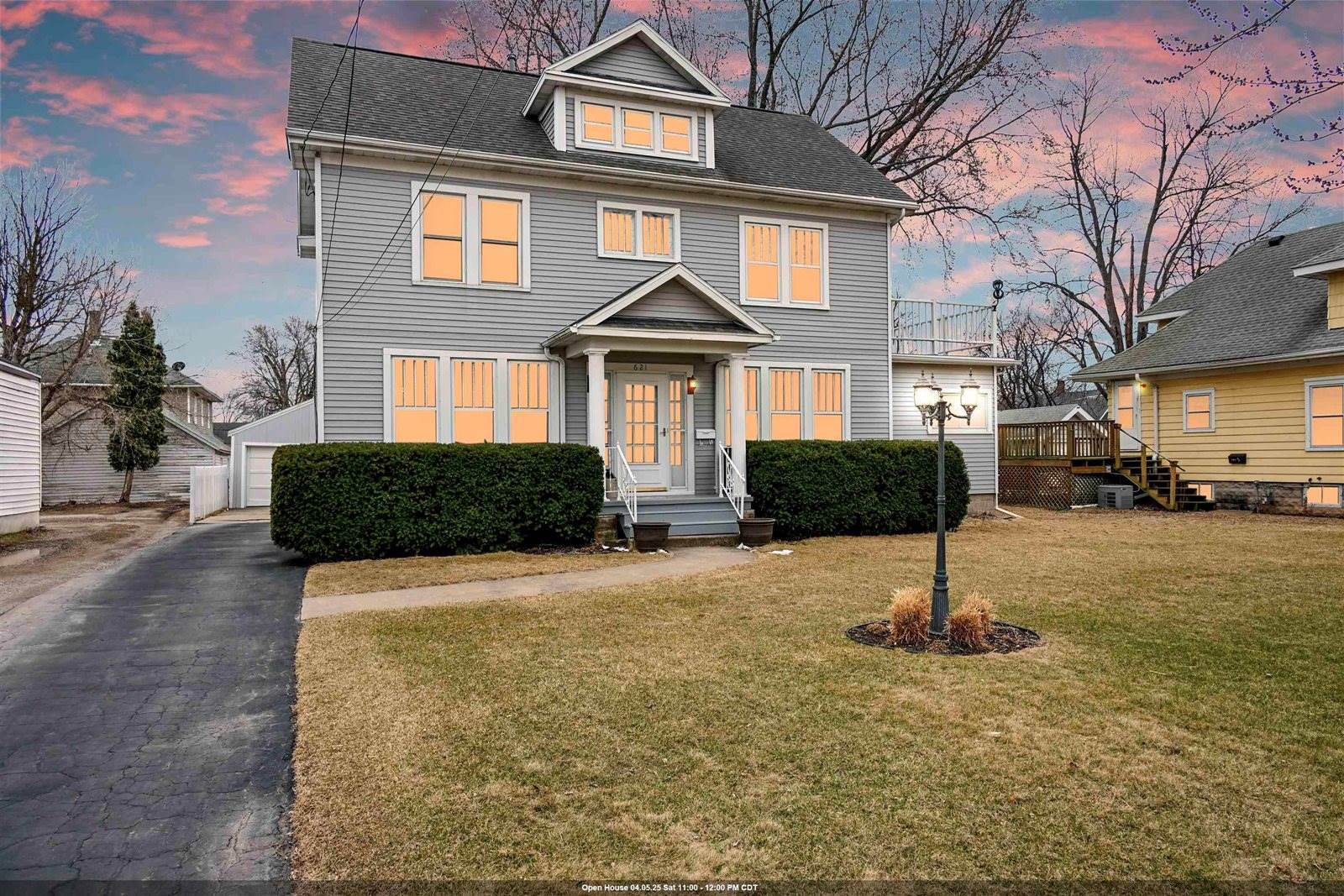 621 1ST Street, Menasha, WI 54952