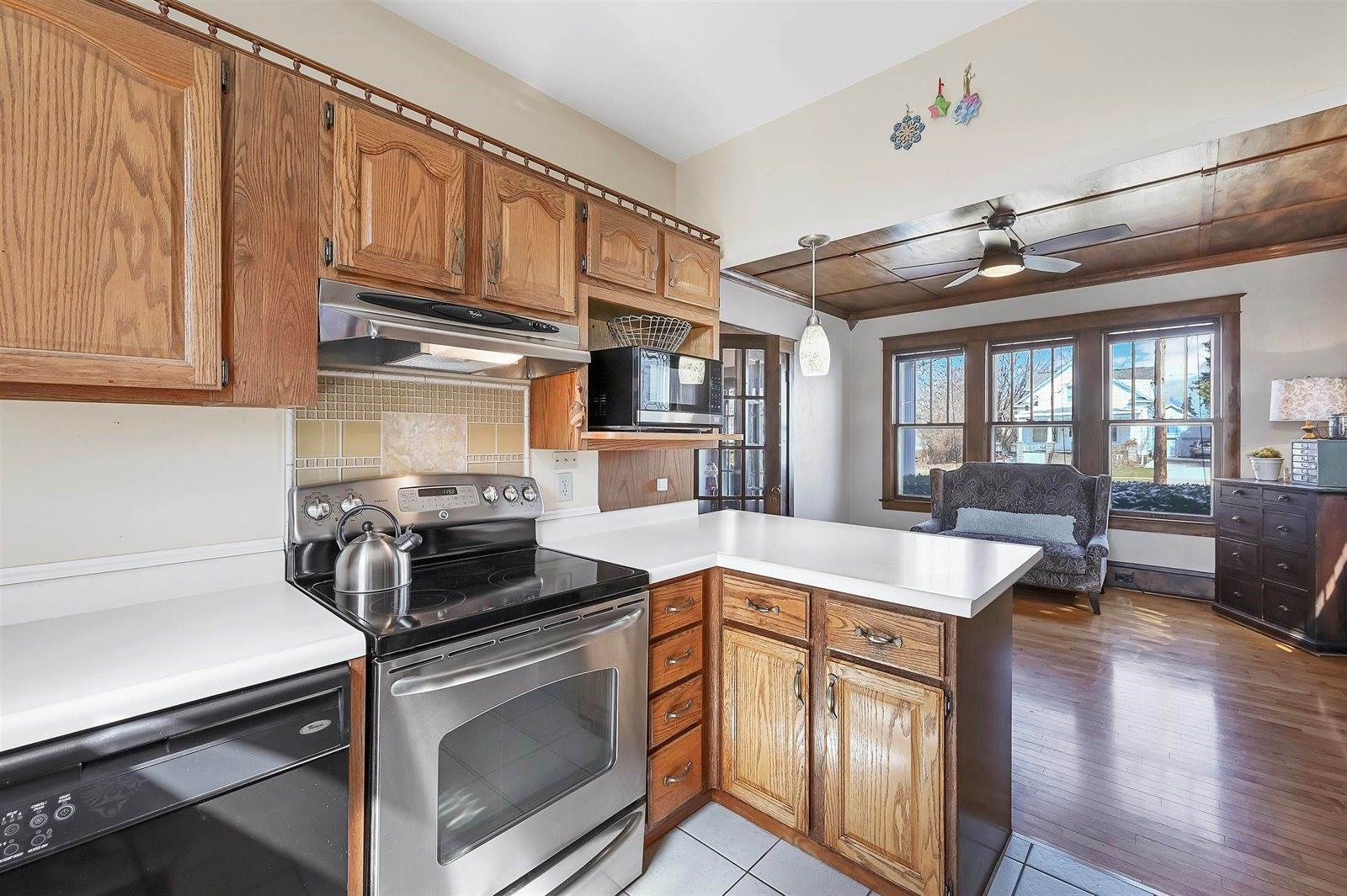 621 1ST Street, Menasha, WI 54952