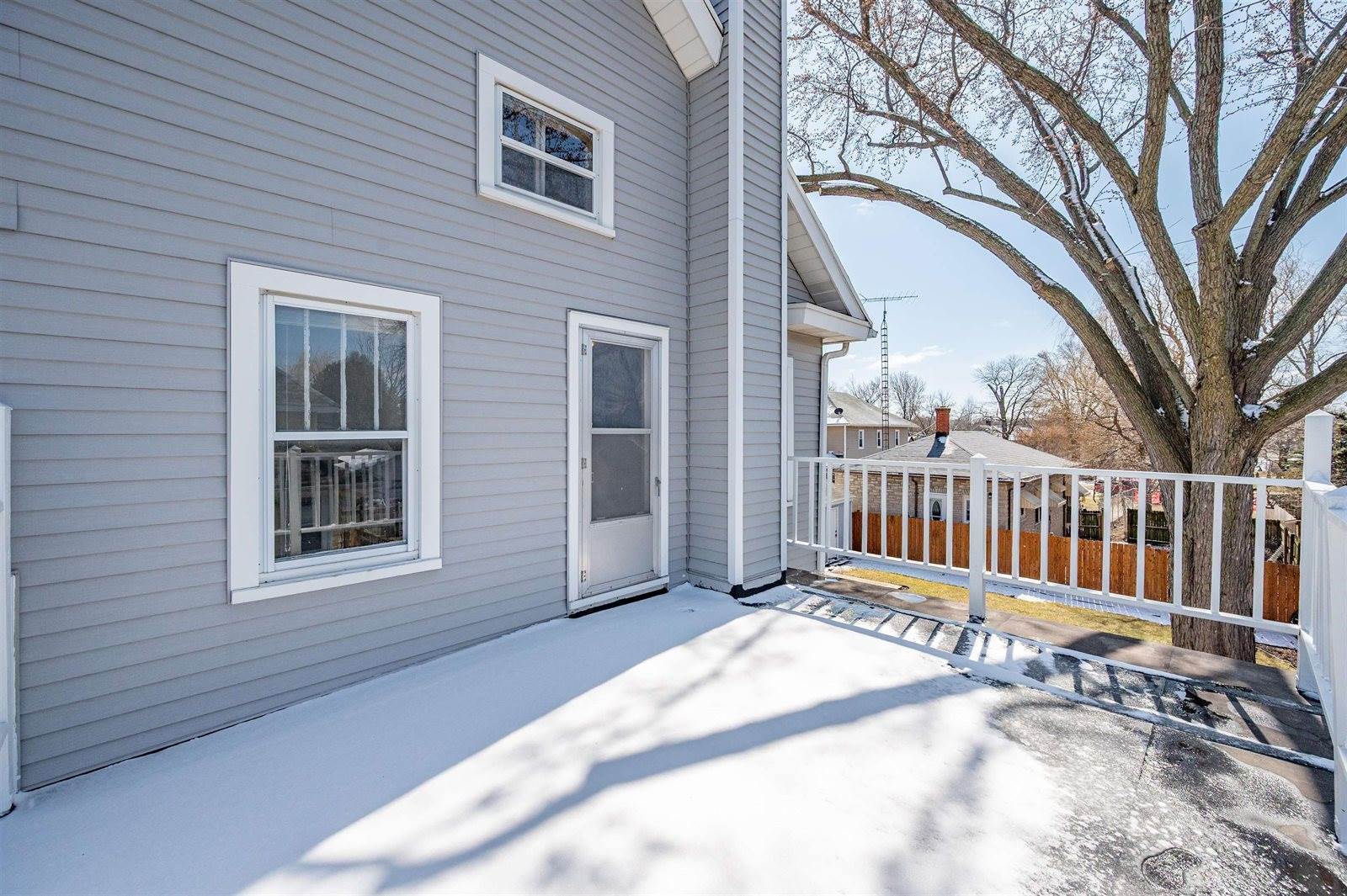 621 1ST Street, Menasha, WI 54952