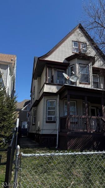 209 Park Ave, City Of Orange Township, NJ 07017