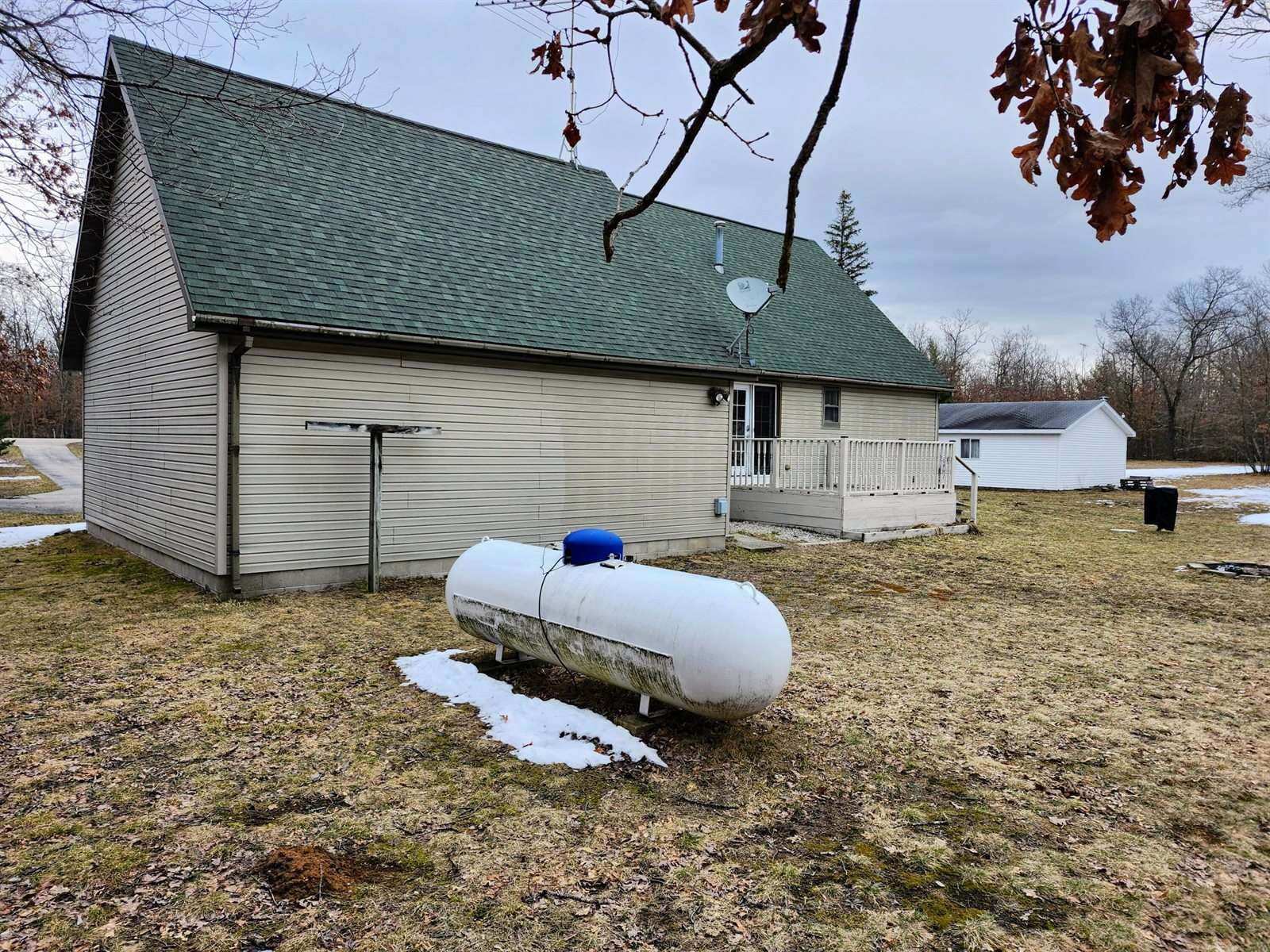 18897 Hoxeyville Road, Dublin, MI 49689